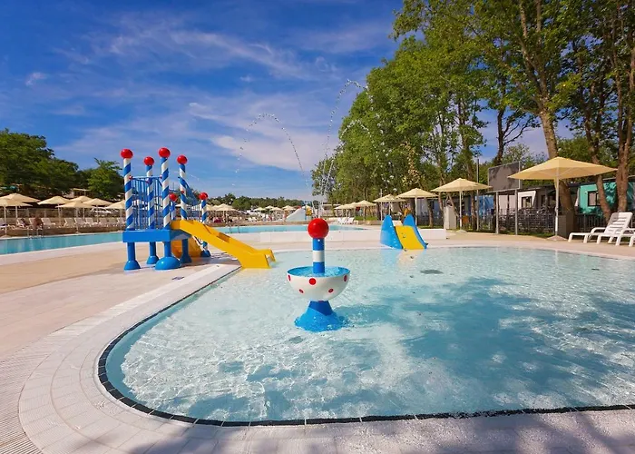 Caravans Bijela Uvala * פורץ