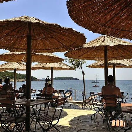 Caravans Bijela Uvala Campingplatz Poreč