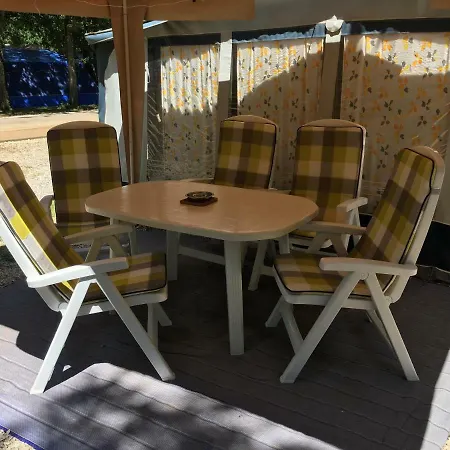 Caravans Bijela Uvala *